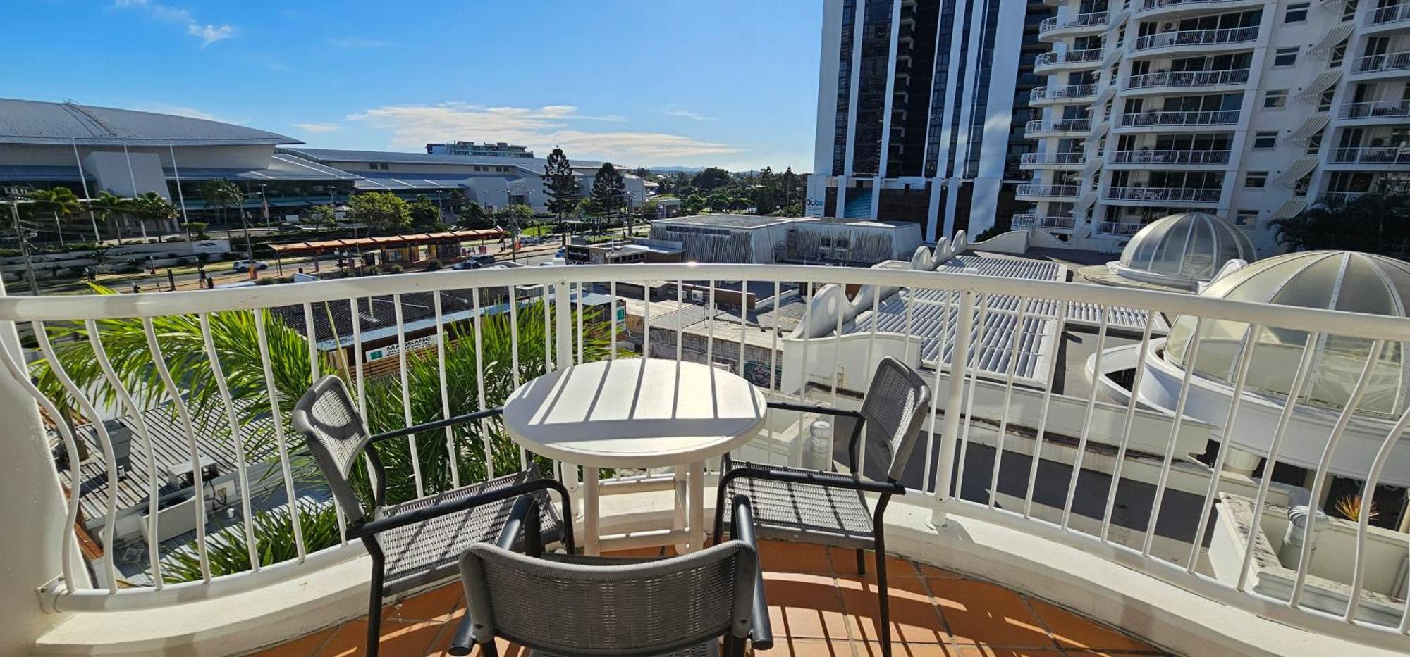 Broadbeach Holiday Apartments Gold Coast Extérieur photo